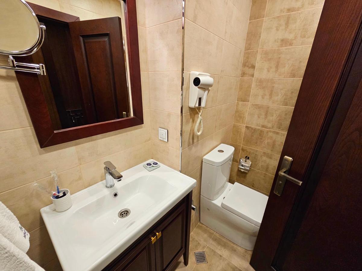 Macara Sheki City Hotel Екстер'єр фото