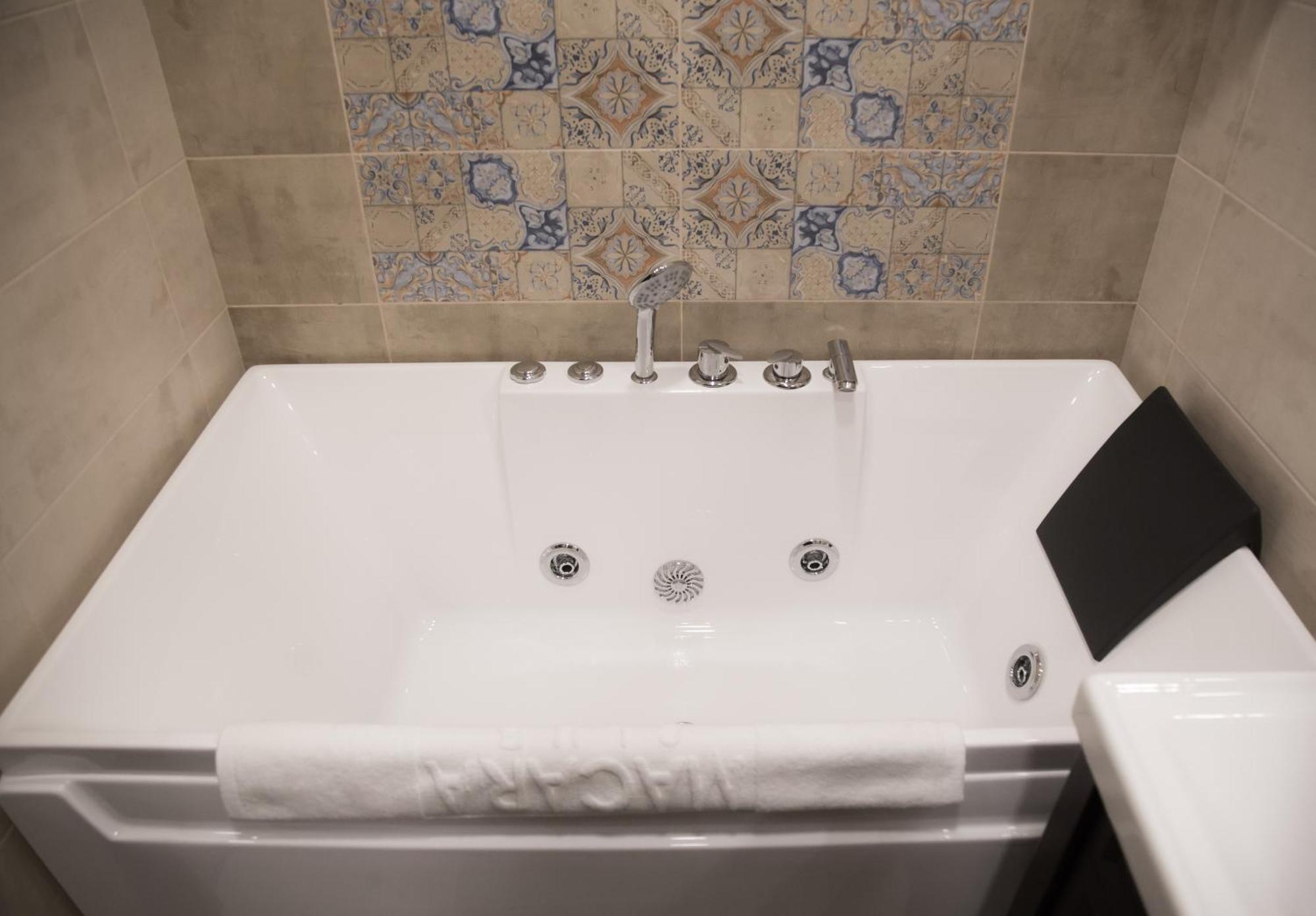 Macara Sheki City Hotel Екстер'єр фото